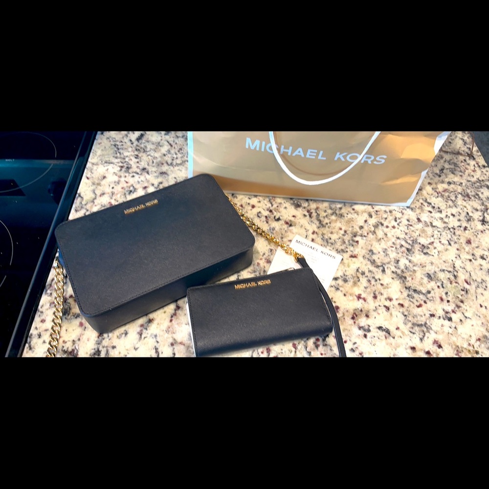 MK- Michael Kors BLACK Crossbody Purse & Wallet